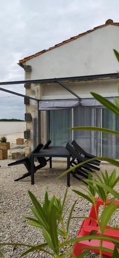 Domaine Moulin D' Elemiah Apartment Gemozac Bagian luar foto